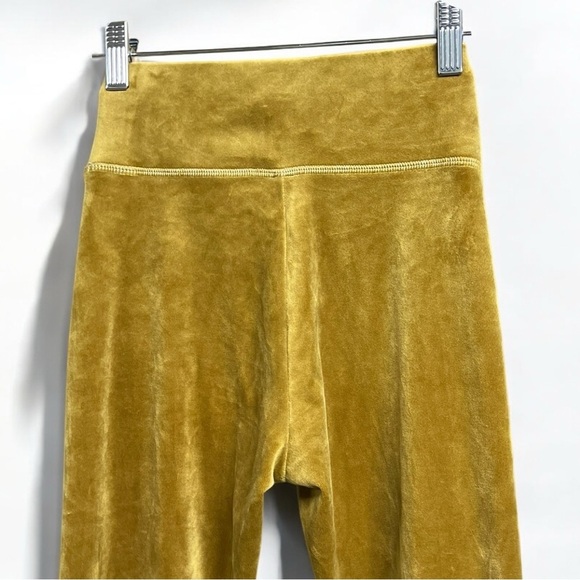 🌻NWOT NEW Aerie Offline After Party Velvet Velour Leggings Size Small - Picture 5 of 7